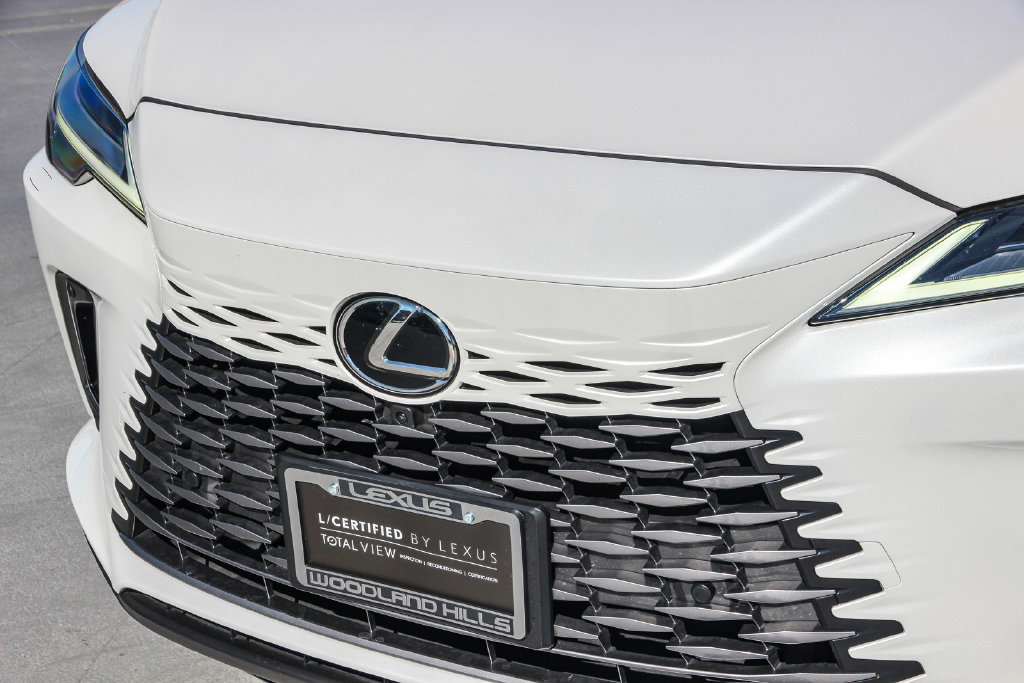 Certified 2024 Lexus RX 450h AWD w/ Convenience Package image 10