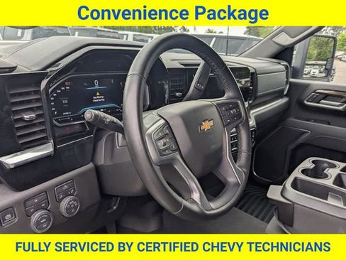 Used 2025 Chevrolet Silverado 2500 LT w/ Convenience Package AWD/4WD image 19