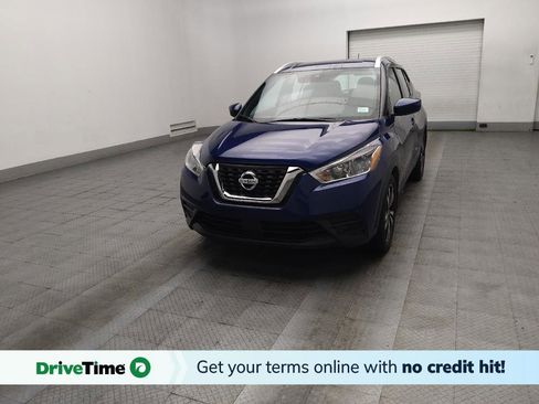 Used 2020 Nissan Kicks SV FWD image 1