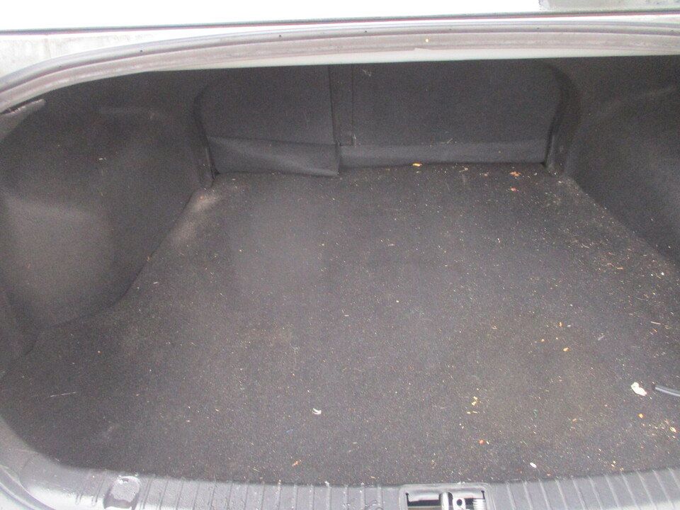 Used 2010 Hyundai Sonata GLS FWD image 6