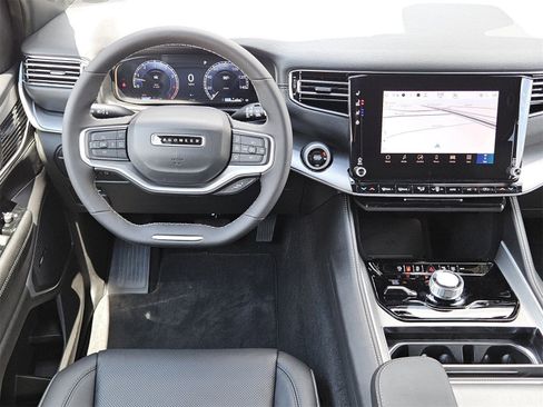 New 2025 Jeep Wagoneer Series II w/ Premium Group I image 28