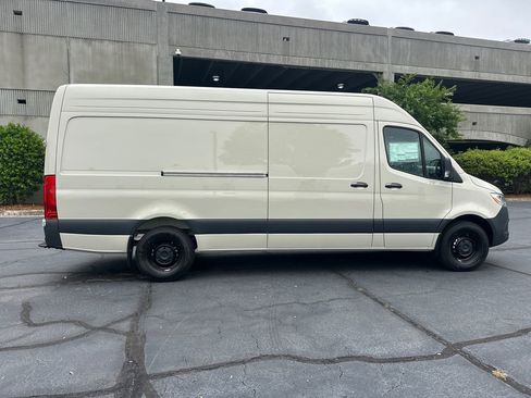 New 2026 Mercedes-Benz Sprinter 2500 image 8