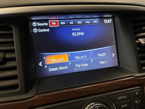 Used 2017 Nissan Pathfinder Platinum AWD/4WD image 13