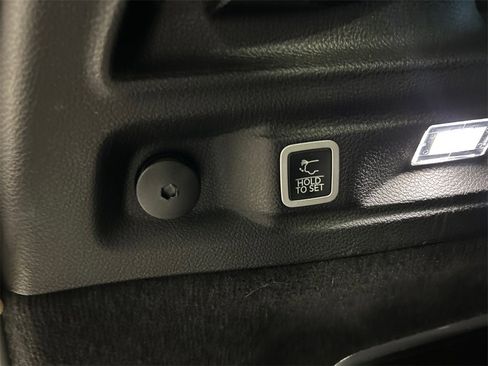 Used 2024 Jeep Grand Cherokee L Summit image 35