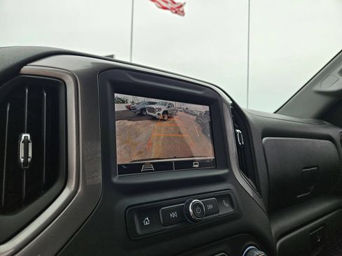 Used 2025 Chevrolet Silverado 1500 W/T w/ Trailering Package AWD/4WD image 16