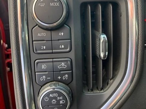 Used 2020 Chevrolet Silverado 1500 RST AWD/4WD image 32
