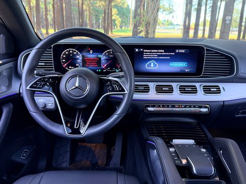 Certified 2025 Mercedes-Benz GLE 450 4MATIC Coupe image 3