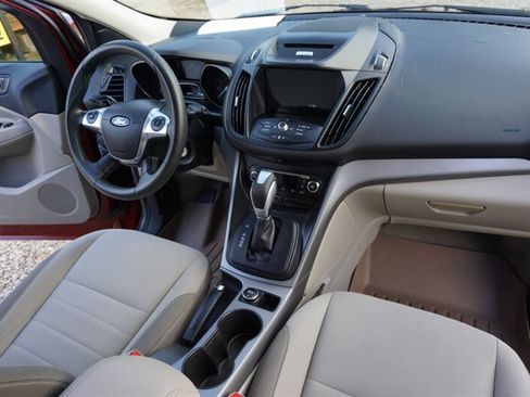 Used 2016 Ford Escape SE w/ Equipment Group 201A AWD/4WD image 31
