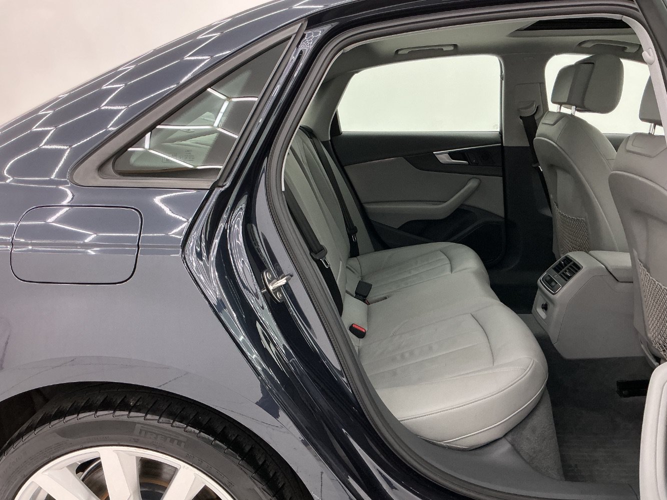 Used 2018 Audi A4 2.0T Premium AWD/4WD image 21