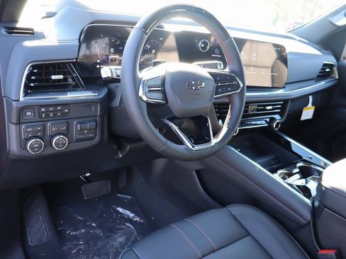 New 2026 Chevrolet Suburban RST image 6