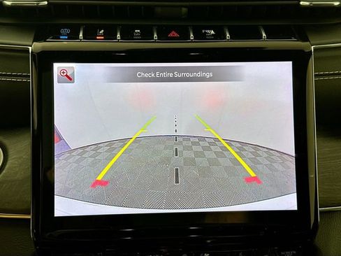 Used 2023 Jeep Grand Cherokee Overland image 14