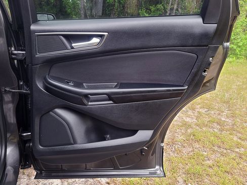 Used 2015 Ford Edge SE AWD/4WD image 28