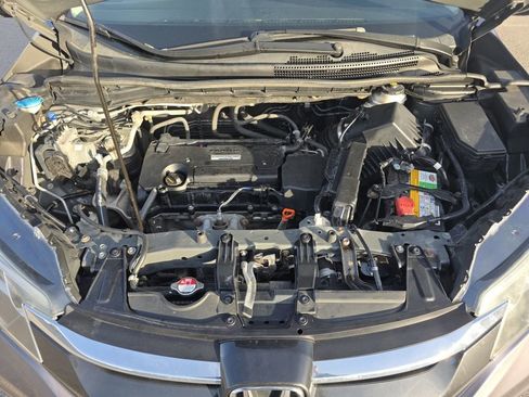 Used 2016 Honda CR-V SE image 9