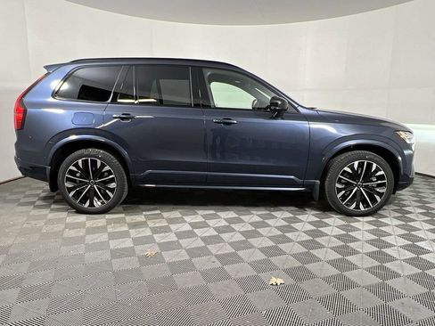 New 2026 Volvo XC90 T8 Ultra w/ Protection Package image 9