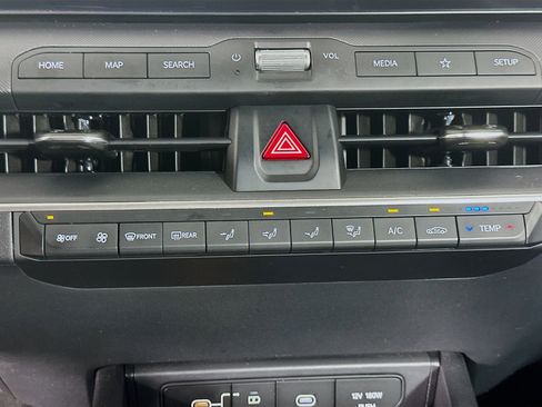 Used 2025 Kia K4 FWD image 24