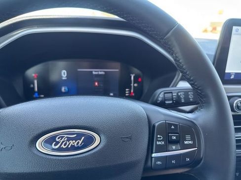 Used 2024 Ford Escape Active FWD image 11