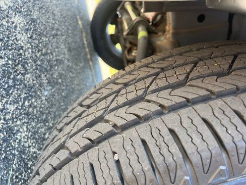 Used 2019 Nissan Armada SL w/ Premium Package image 36