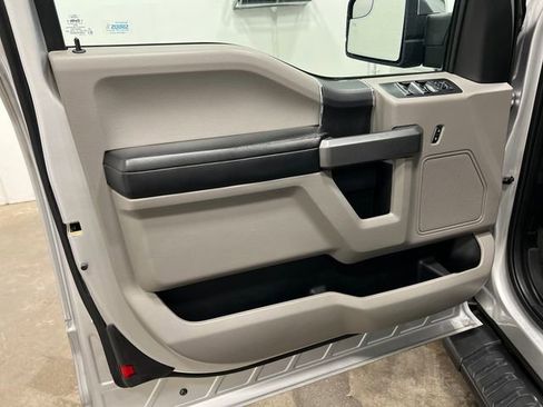 Used 2015 Ford F150 XLT w/ Equipment Group 301A Mid image 10