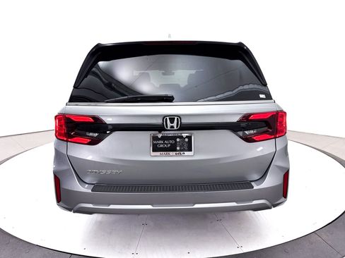 Used 2025 Honda Odyssey EX-L image 16