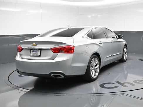 Used 2019 Chevrolet Impala Premier FWD image 9