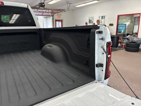 Certified 2026 RAM 2500 Big Horn AWD/4WD image 26