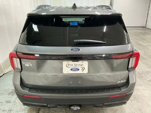 New 2026 Ford Explorer ST-Line AWD/4WD image 4