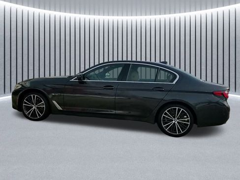 Used 2023 BMW 530e xDrive 530e iPerformance w/ Convenience Package image 17