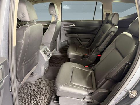 Used 2019 Volkswagen Atlas SE FWD image 13