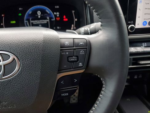 Certified 2025 Toyota Camry SE w/ Convenience Package FWD image 19