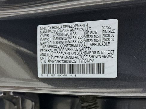 Used 2025 Honda Pilot Touring image 12