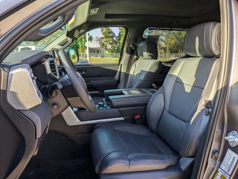 Used 2025 Toyota Tundra Platinum image 20