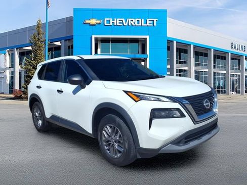 Used 2023 Nissan Rogue S AWD/4WD image 1
