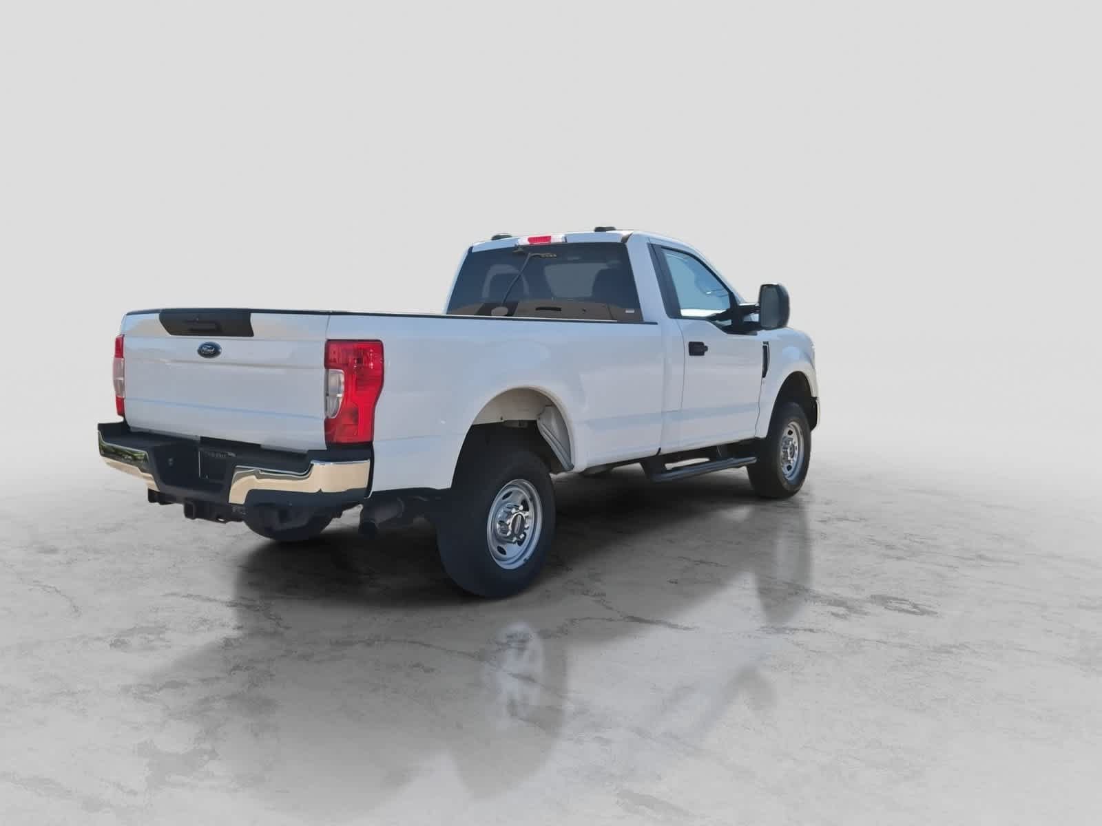 Used 2021 Ford F250 XL w/ Power Equipment Group AWD/4WD image 8