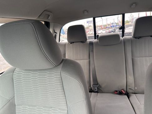 Used 2016 Toyota Tacoma SR5 w/ Towing Package image 20