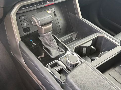 Used 2023 Toyota Tundra Limited AWD/4WD image 20
