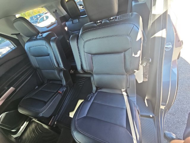 Used 2022 Ford Explorer Limited AWD/4WD image 21