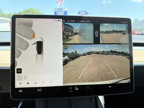 Used 2023 Tesla Model Y Long Range AWD/4WD image 28