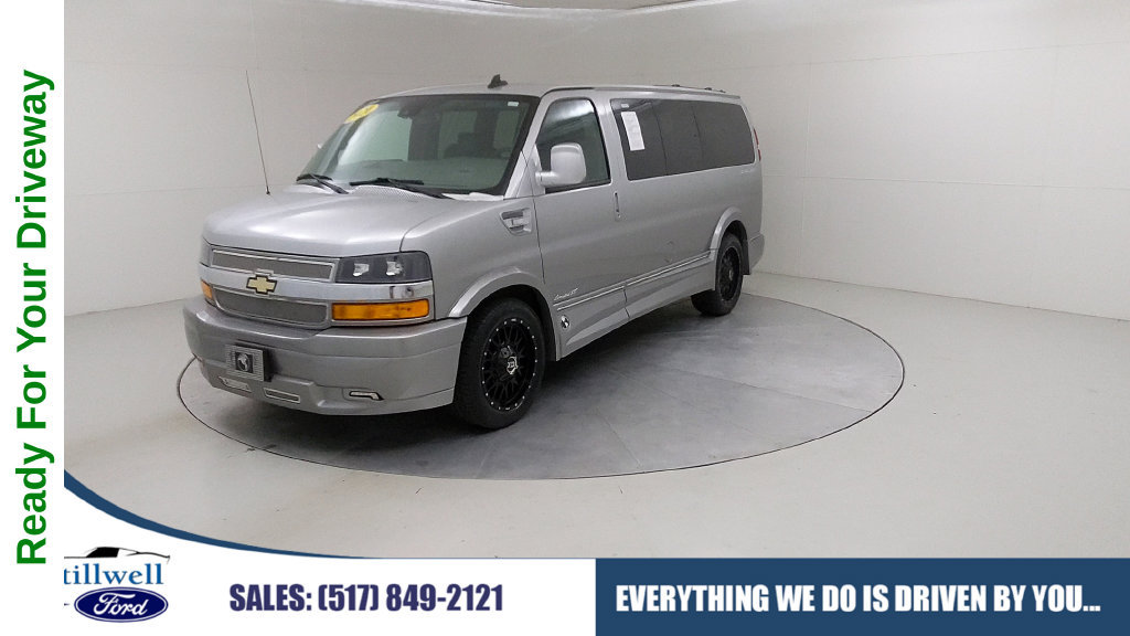 Used 2020 Chevrolet Express 2500 w/ Enhanced Convenience Package RWD image 1
