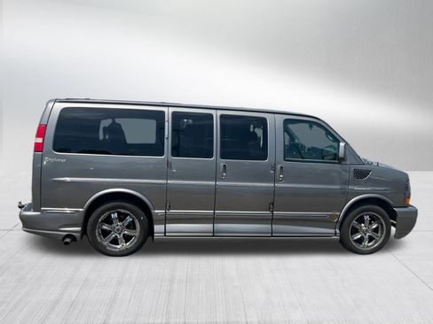 Used 2012 GMC Savana 1500 AWD image 4
