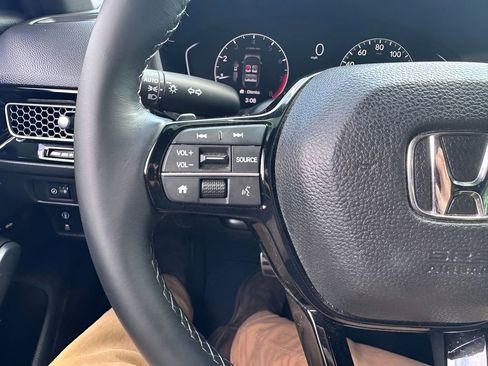 Used 2022 Honda Civic Sport image 16