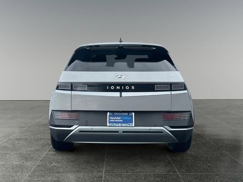 Certified 2023 Hyundai Ioniq 5 SE image 6