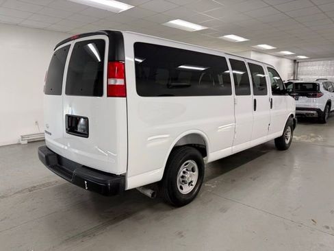 Used 2025 Chevrolet Express 3500 LS image 6