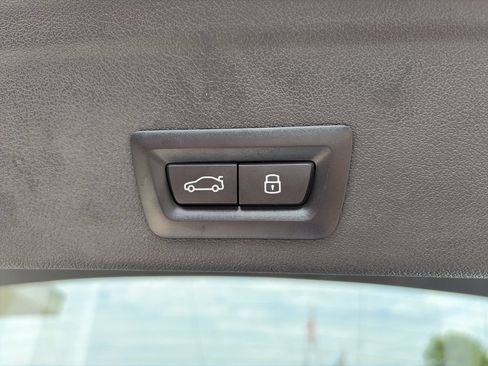 Used 2025 BMW X6 xDrive40i AWD/4WD image 35