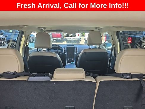 Used 2022 Ford Edge SEL AWD/4WD image 11