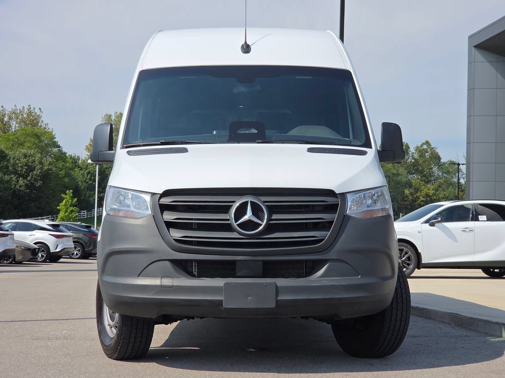 Used 2026 Mercedes-Benz Sprinter 2500 image 3