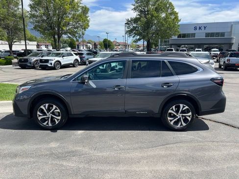 Used 2022 Subaru Outback Limited AWD/4WD image 13