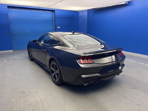 Used 2024 Ford Mustang Premium RWD image 5