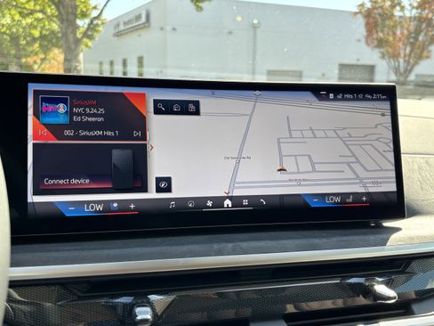 Used 2026 BMW X7 xDrive40i image 27