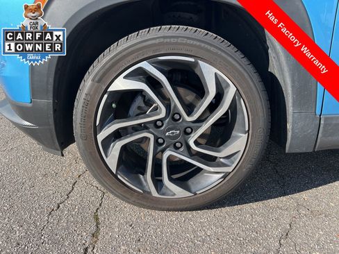 Used 2025 Chevrolet TrailBlazer RS w/ Convenience Package FWD image 9