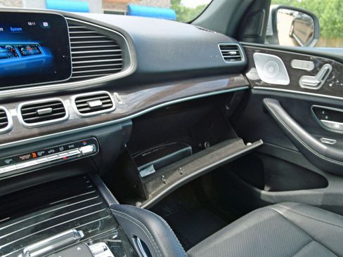 Used 2020 Mercedes-Benz GLE 350 image 28